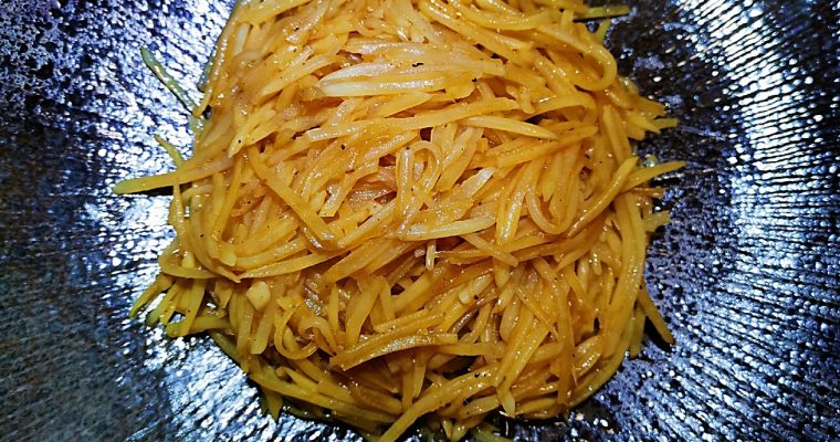 Shredded potato with vinegar